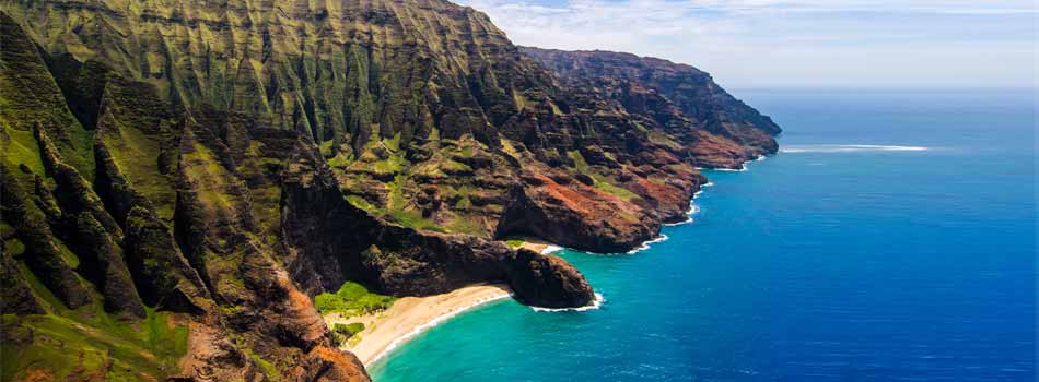 Der Honopu Beach auf der Insel Kaua'i (Hawaii/USA)