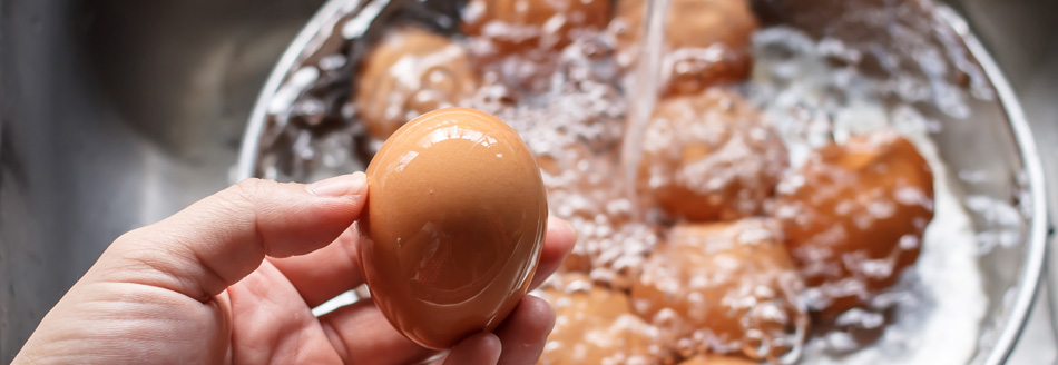 Eier abschrecken: Was bringt es wirklich?