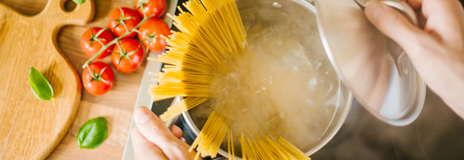 Nudeln kochen wie ein Profi: Spaghetti kochen in einem Topf