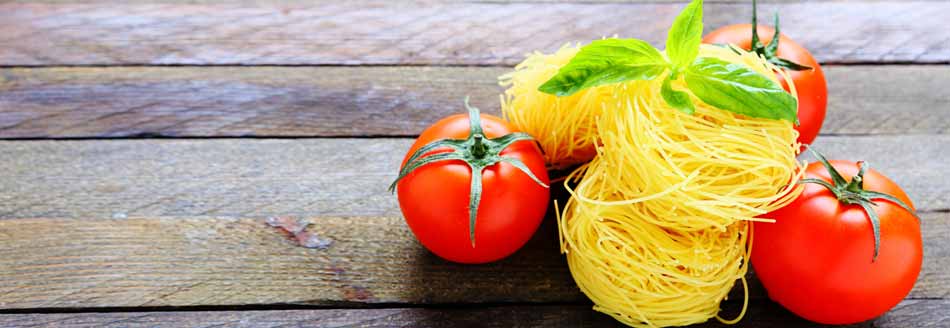 Capelli D’Angelo mit Tomaten und Basilikum