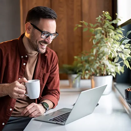 Jetzt bei herrenausstatter.de gleich online shoppen und sichere dir durch deine PAYBACK °Punkte einen Gutschein & spare doppelt.