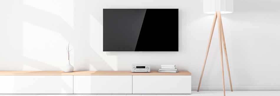 Fernseher kaufen: Ein Fernseher steht in einem Wohnzimmer